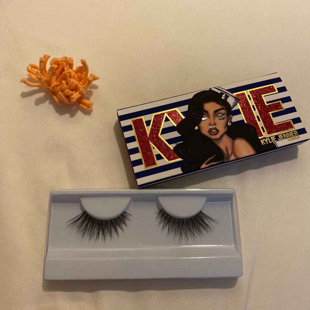 Kylie Cosmetics- preorder